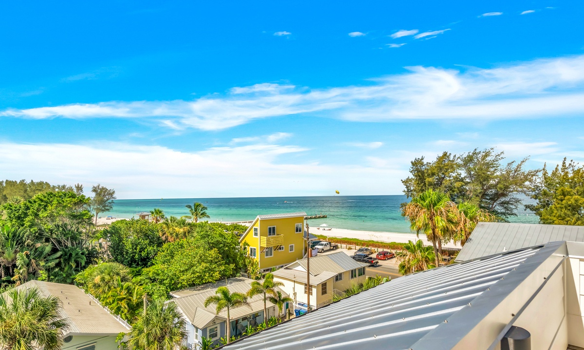 Tide of Your Life Vacation Rental in Bradenton Beach,FL AMI Locals