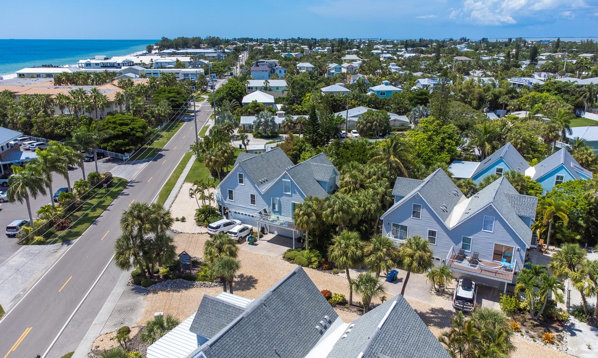 Saltwater Palms Vacation Rental in Holmes Beach,FL AMI Locals