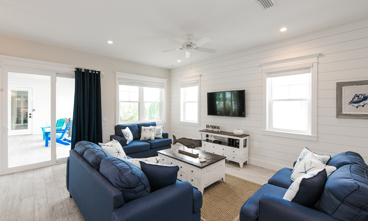 Living Room, Blue Marlin - AMI Locals