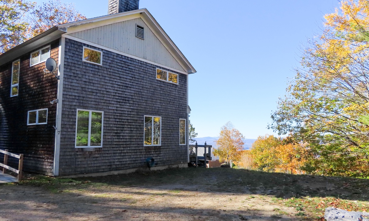 MCM7B Gilford Beach Access Home Vacation Rental in Gilford,NH