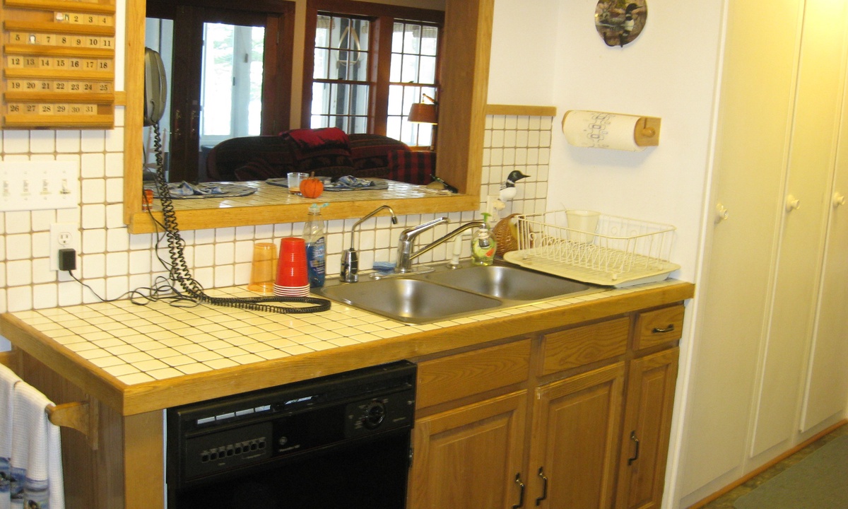 JOH14WF Pet Friendly Waterfront on Lake Winni Vacation Rental in