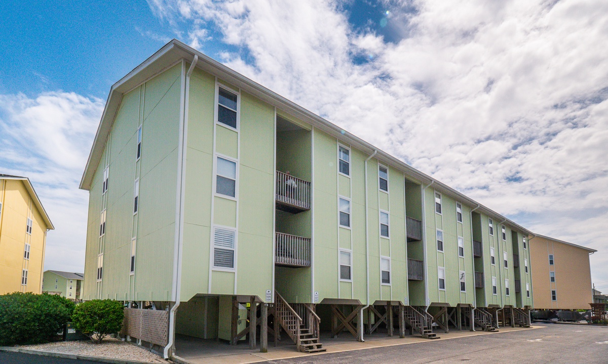 Surf Condos 525 Vacation Rental in Surf City,NC Topsail Realty