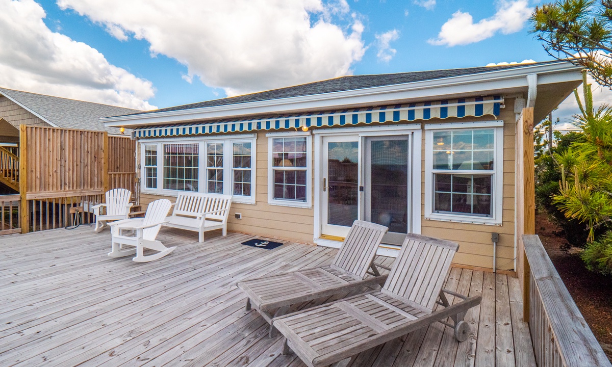 A Charm of Finches Vacation Rental in Topsail Beach,NC Topsail