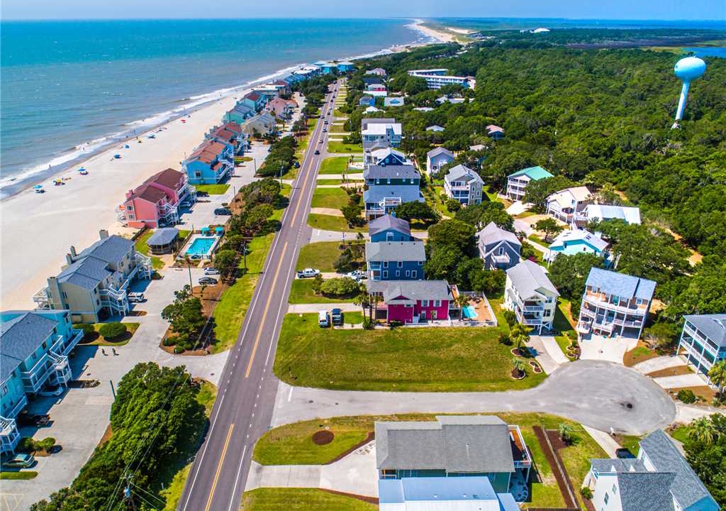Along the Shore Vacation Rental in Kure Beach,NC Carolina Retreats