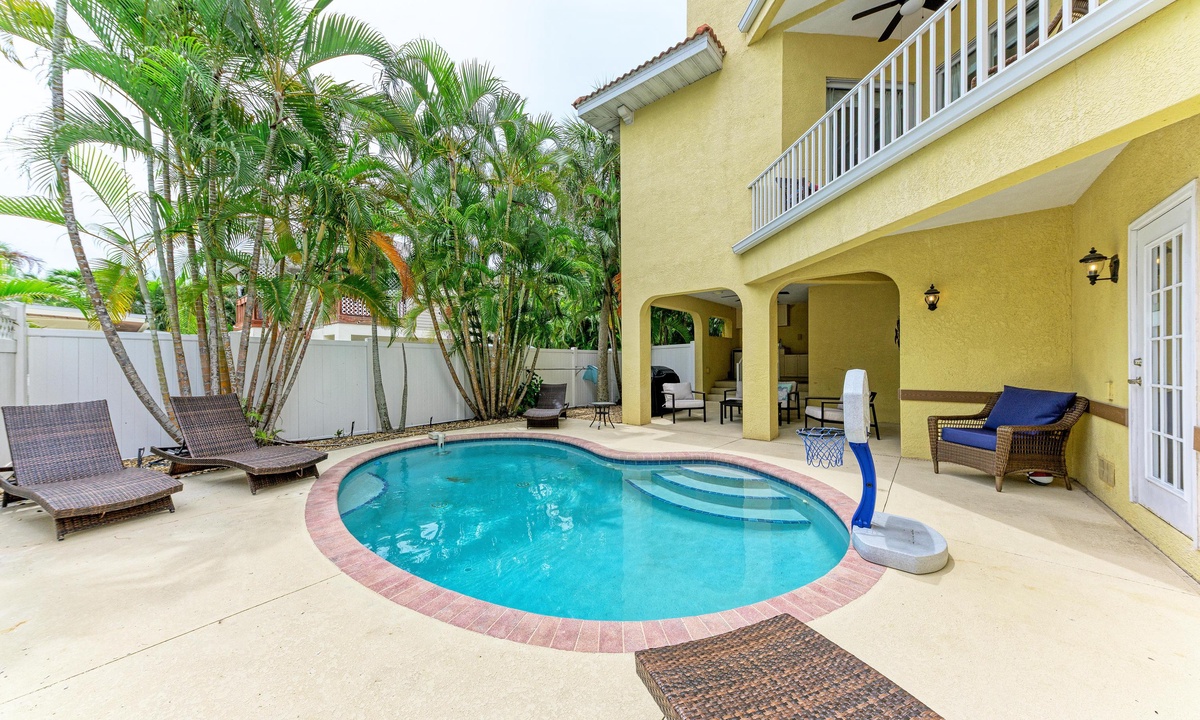 Spacious Oasis