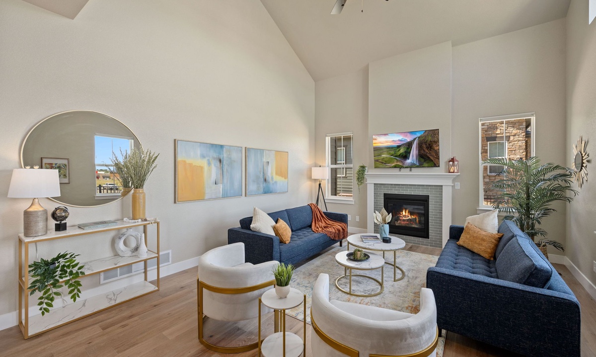 Cozy Living Area with Vaulted Ceilings, Smart TV & Fireplace