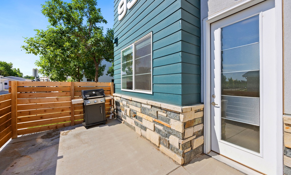 Grilling Patio | Easy access from the kitchen!