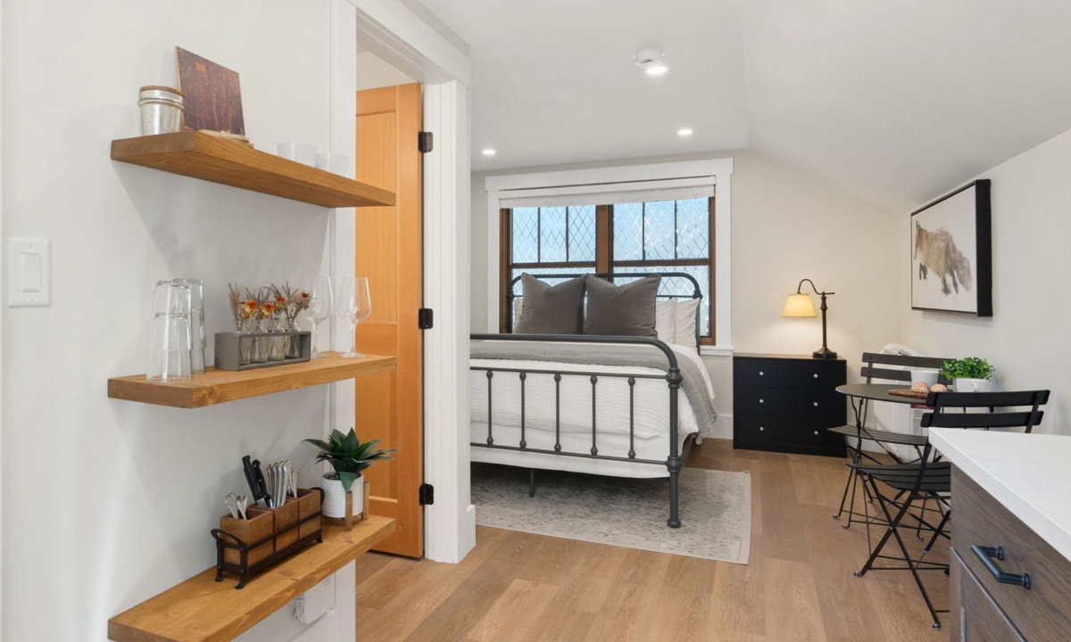 Riverbend Studio | Near Old Town & Poudre Trail