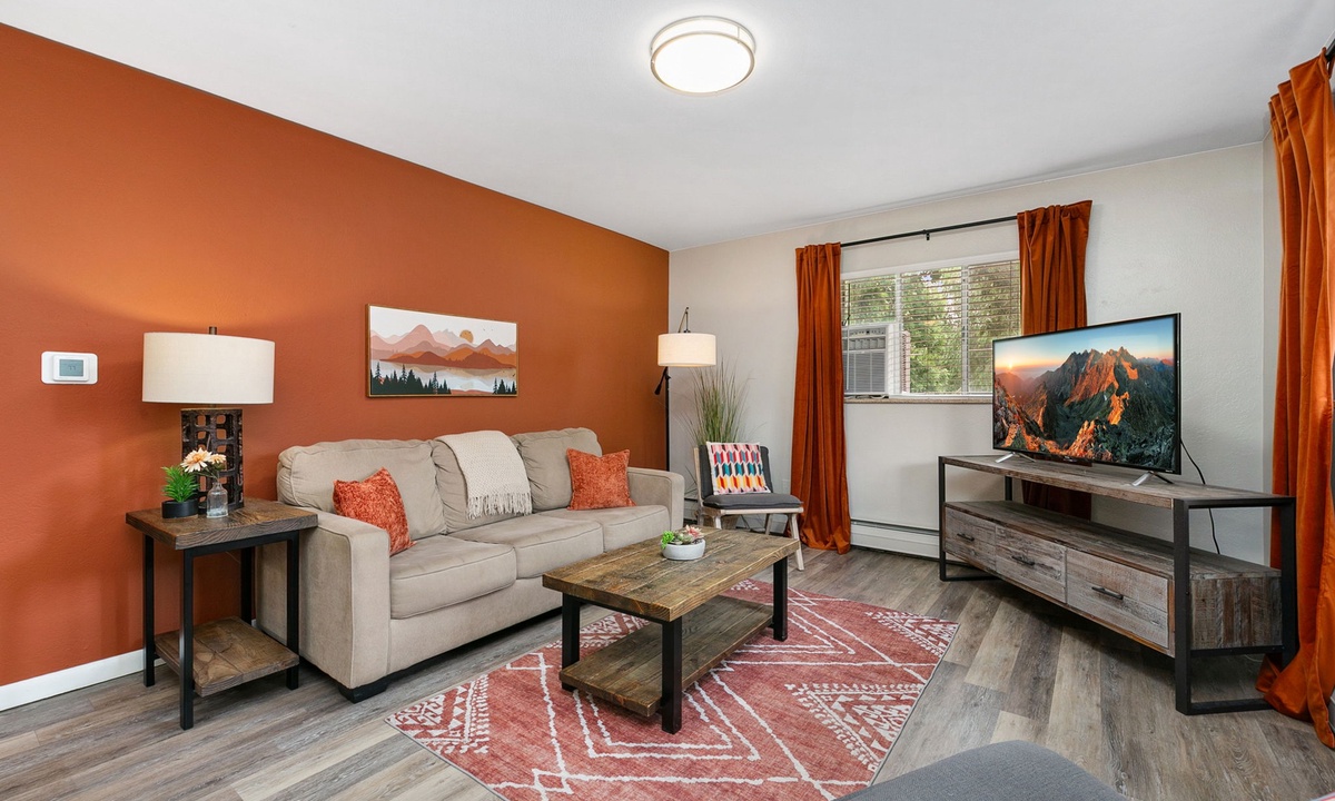 Terra Cotta Suite | Cozy Spot in Old Town FoCo
