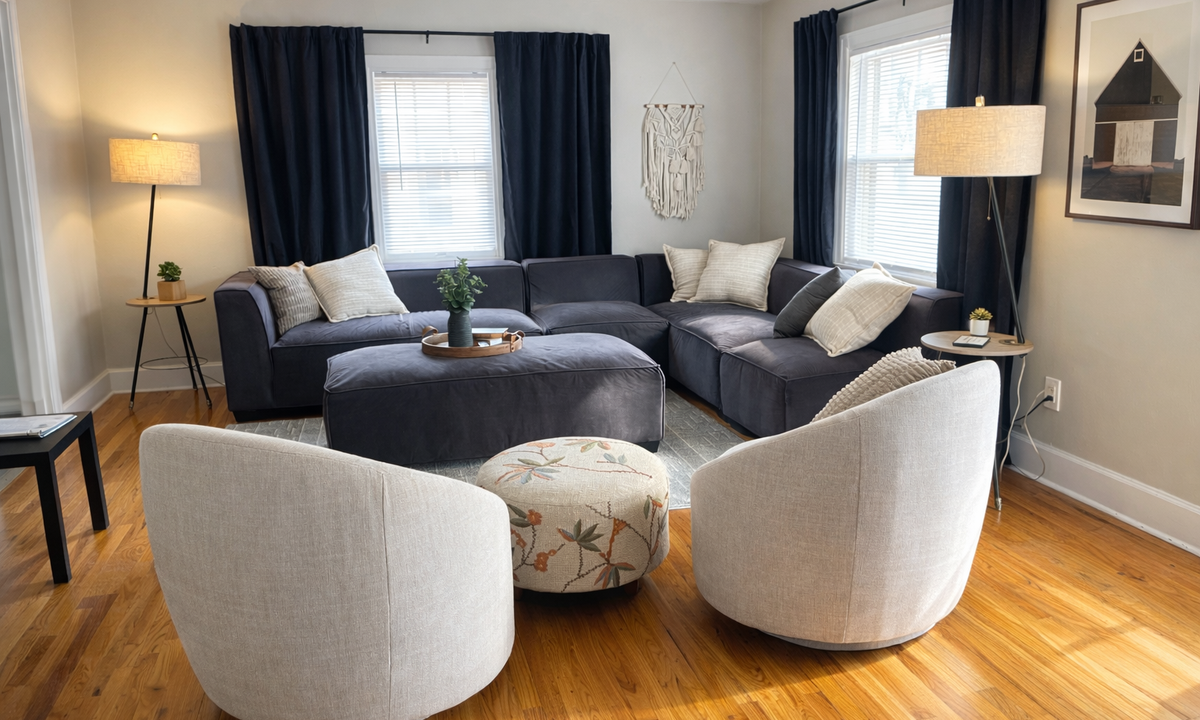 UNC Upper Bungalow | King Beds, Grill & Hammocks