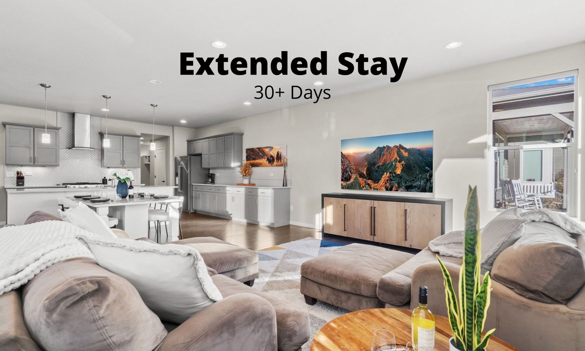 Comet Haus | Modern 3BR w/ Office & King Beds