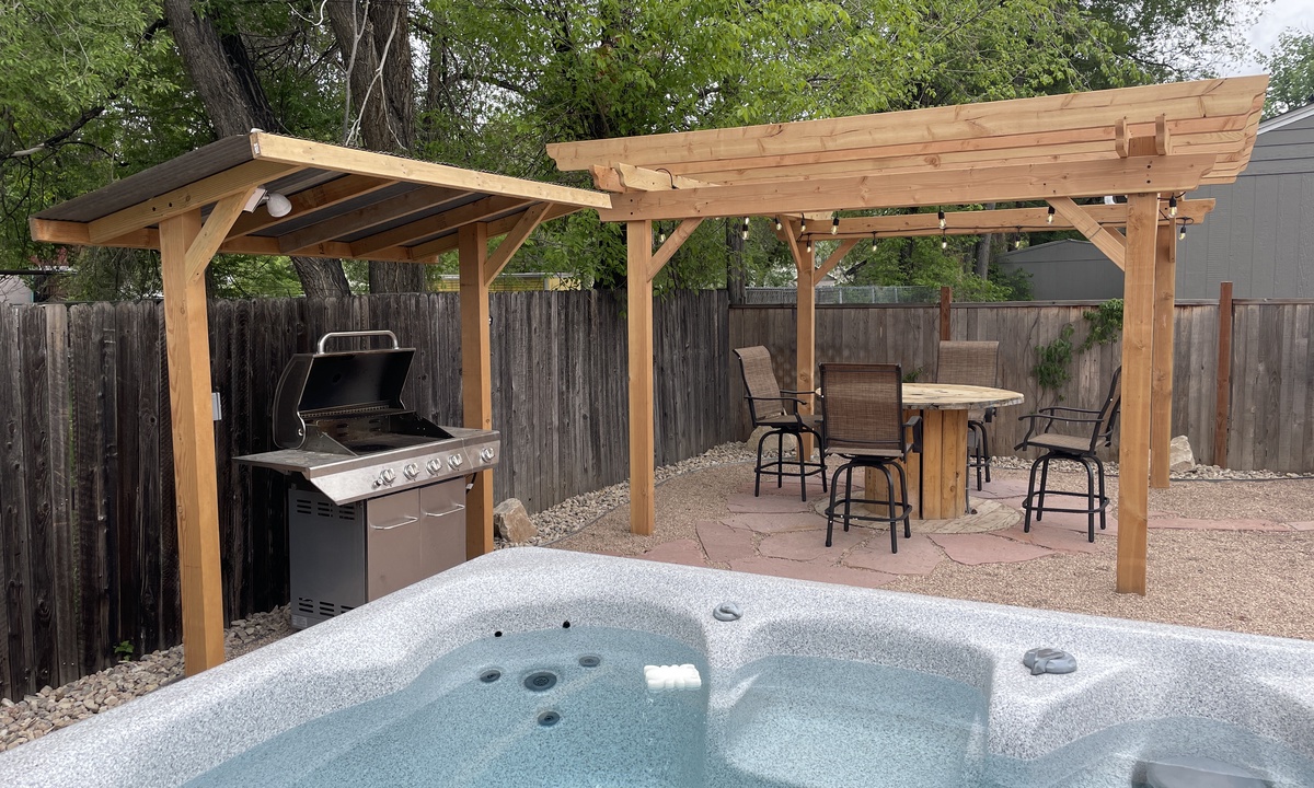 Backyard | Hot Tub, BBQ and Lounge Area