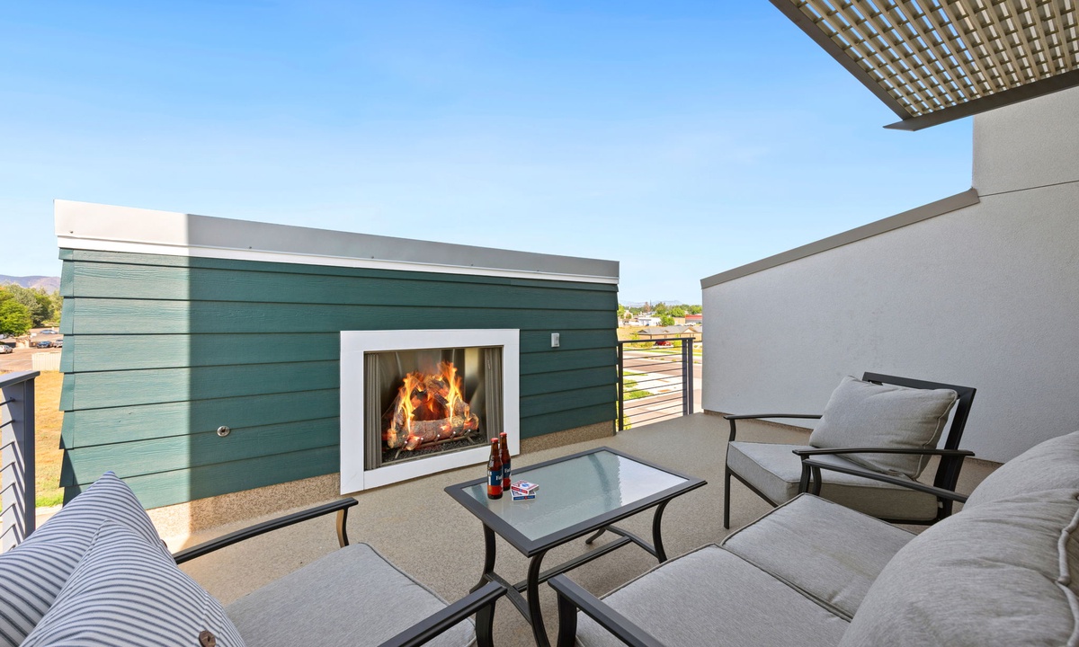 Rooftop Deck | Lounge Area with Outdoor Fireplace