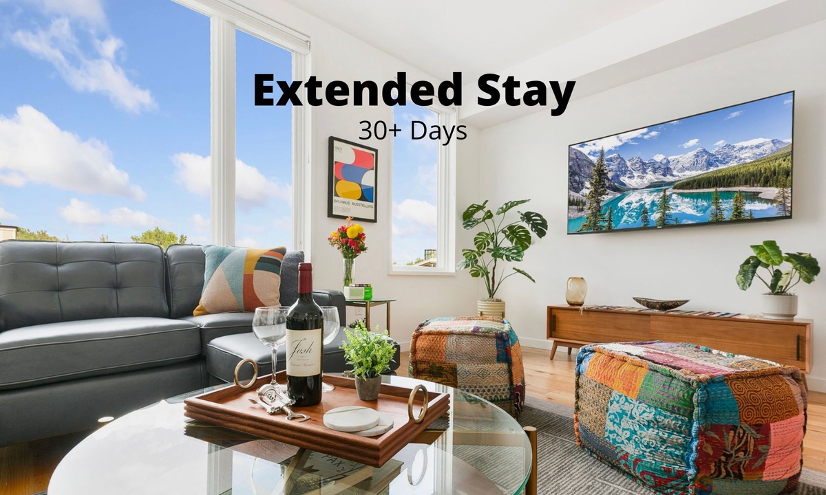 The Overlook | Luxe Old Town Condo w/ King Suite