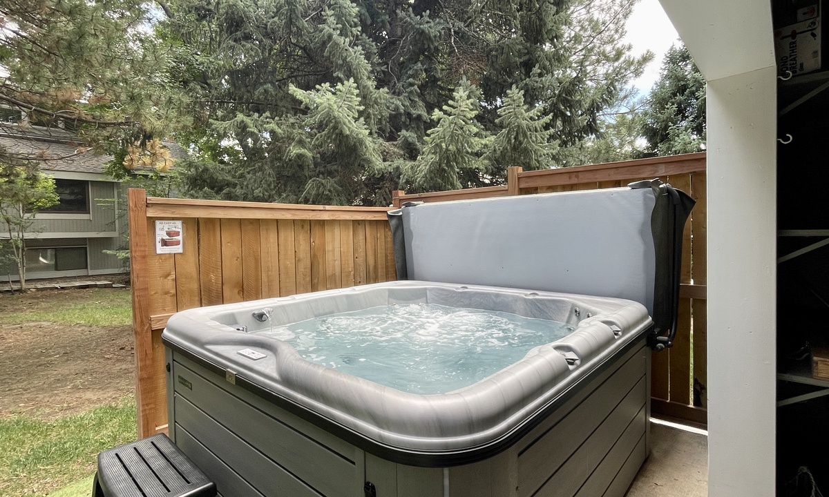 Private Hot Tub | The perfect place to unwind!