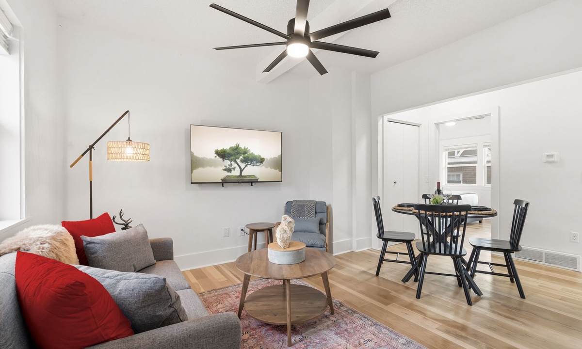 Mathews House | 4 King Beds Near CSU & Old Town