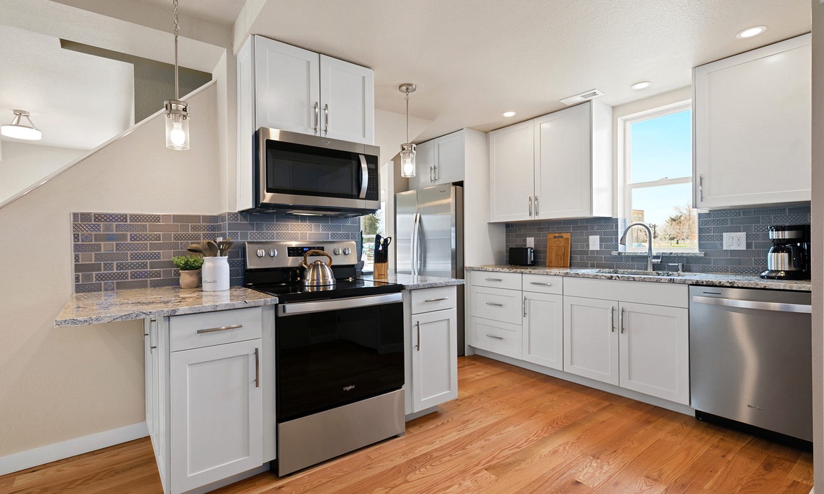 Fully-equipped Kitchen with Stainless Steel Appliances