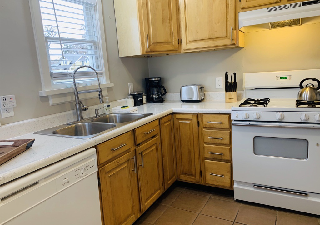 Kitchen with Dishwasher and Microwave