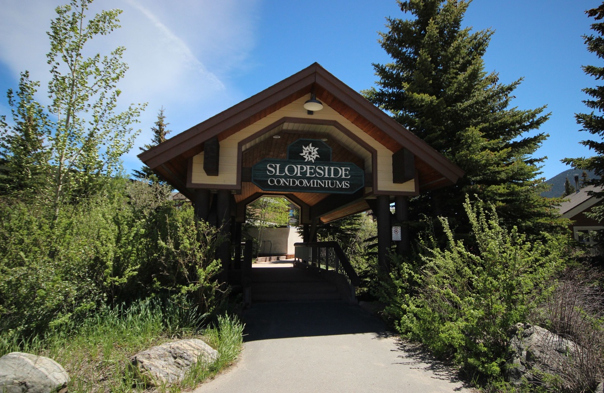 resorts Swiper