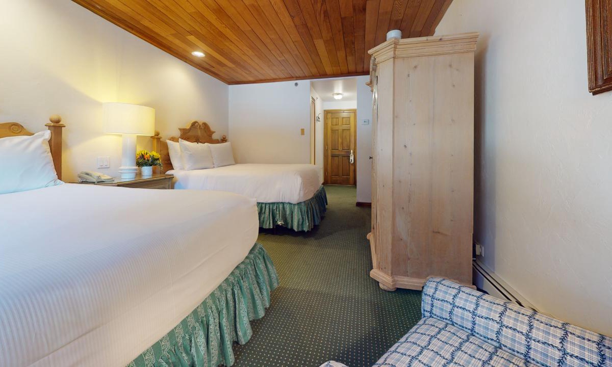 Room with Two Queen Beds