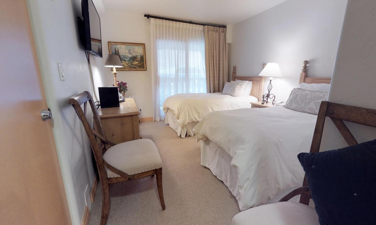 Bridge Street Lodge | 310 | Photo 3