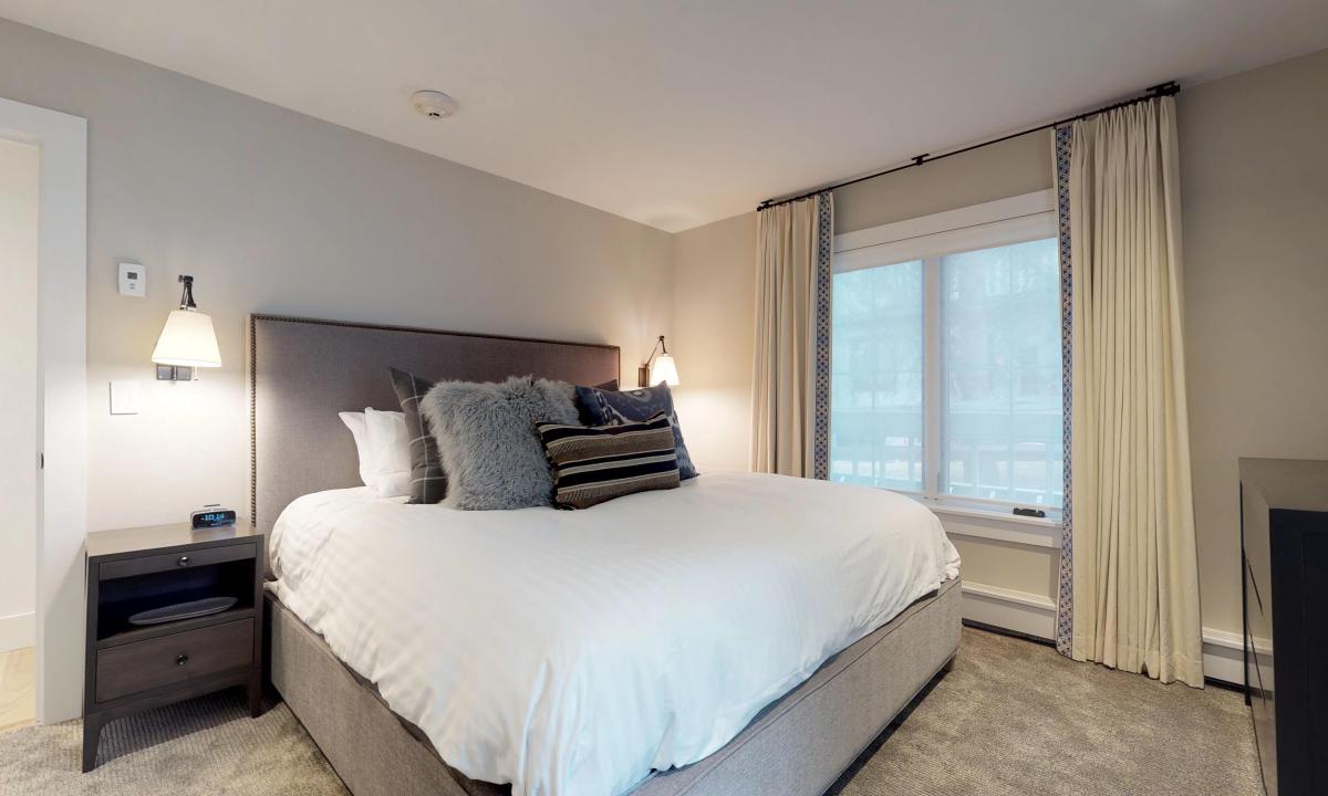 Primary Bed