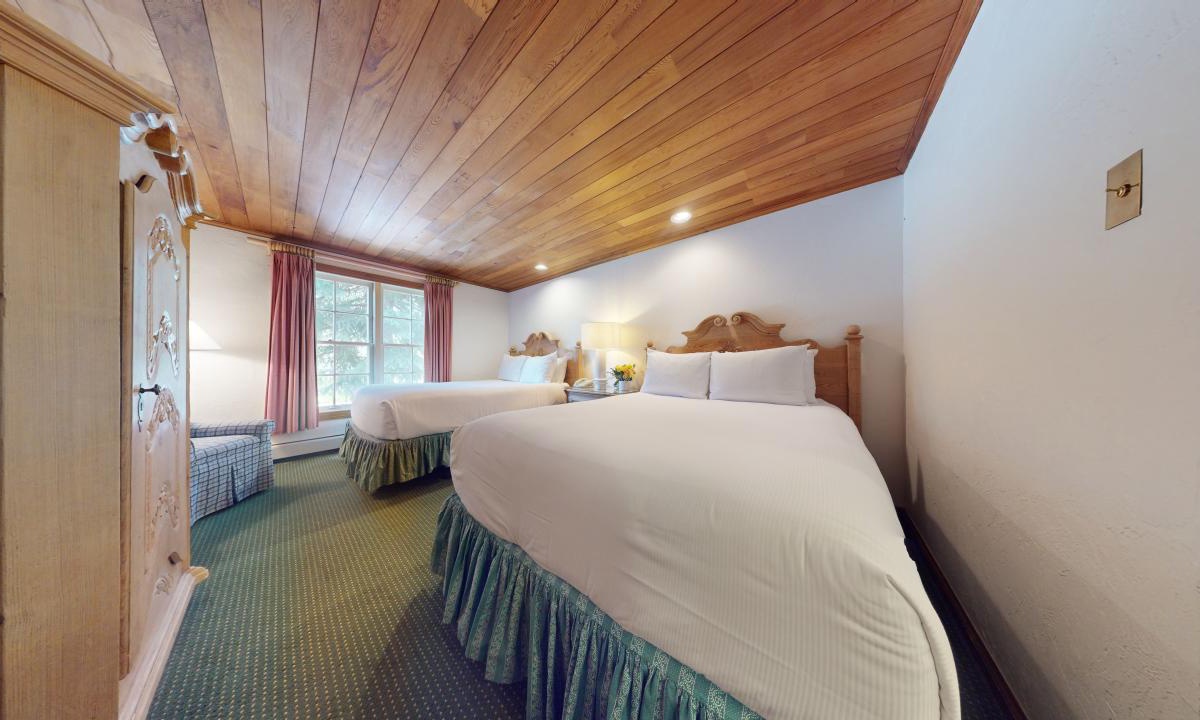 Room with Two Queen Beds