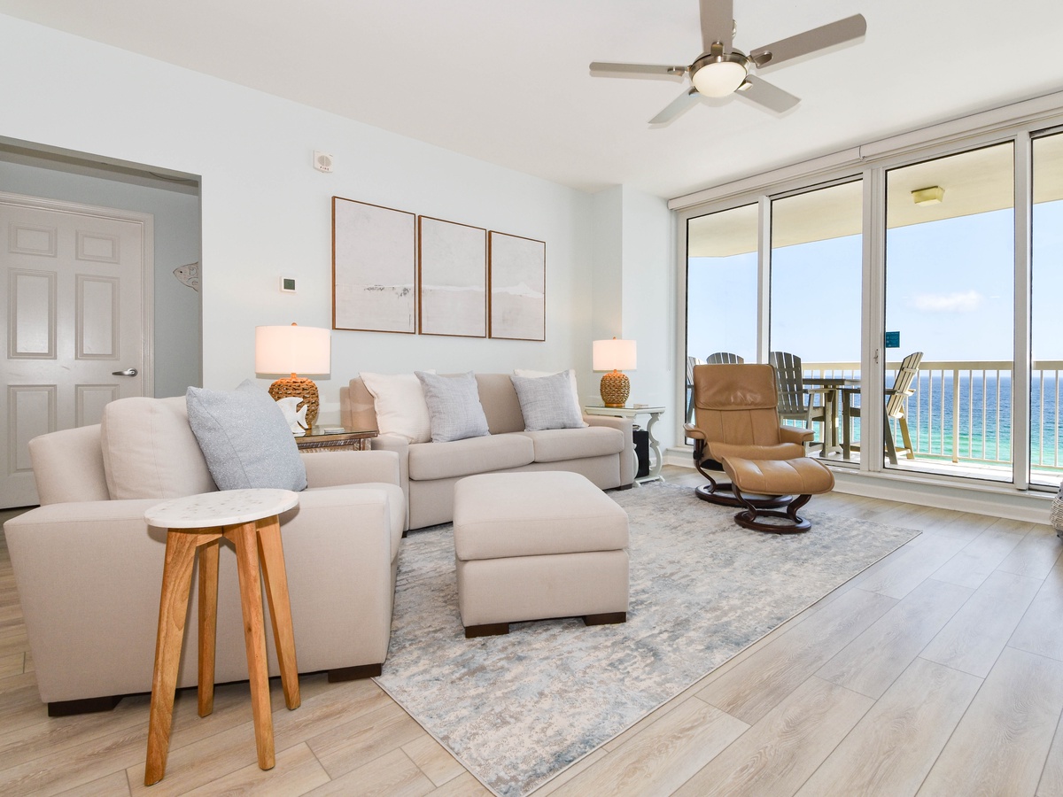 Silver Beach Towers W902