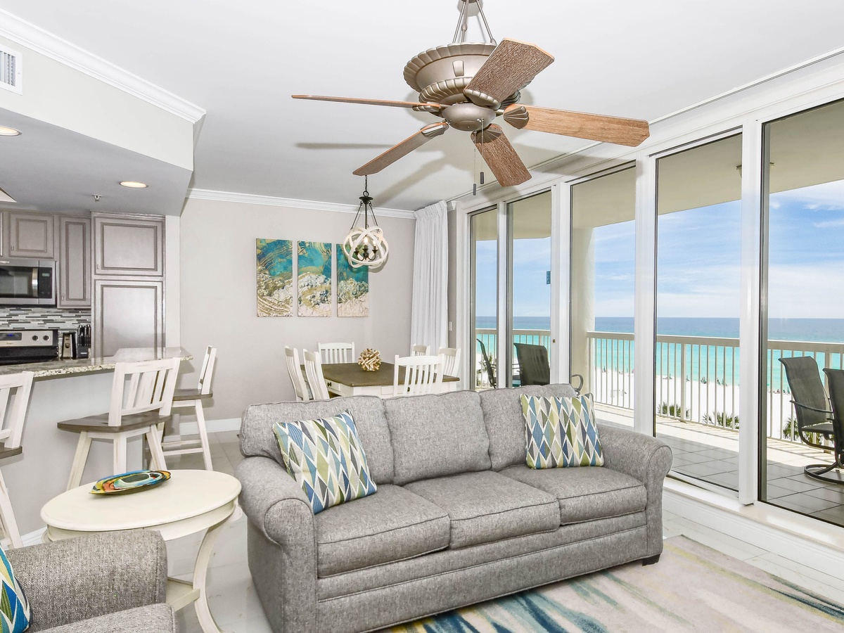 Silver Beach Towers E504