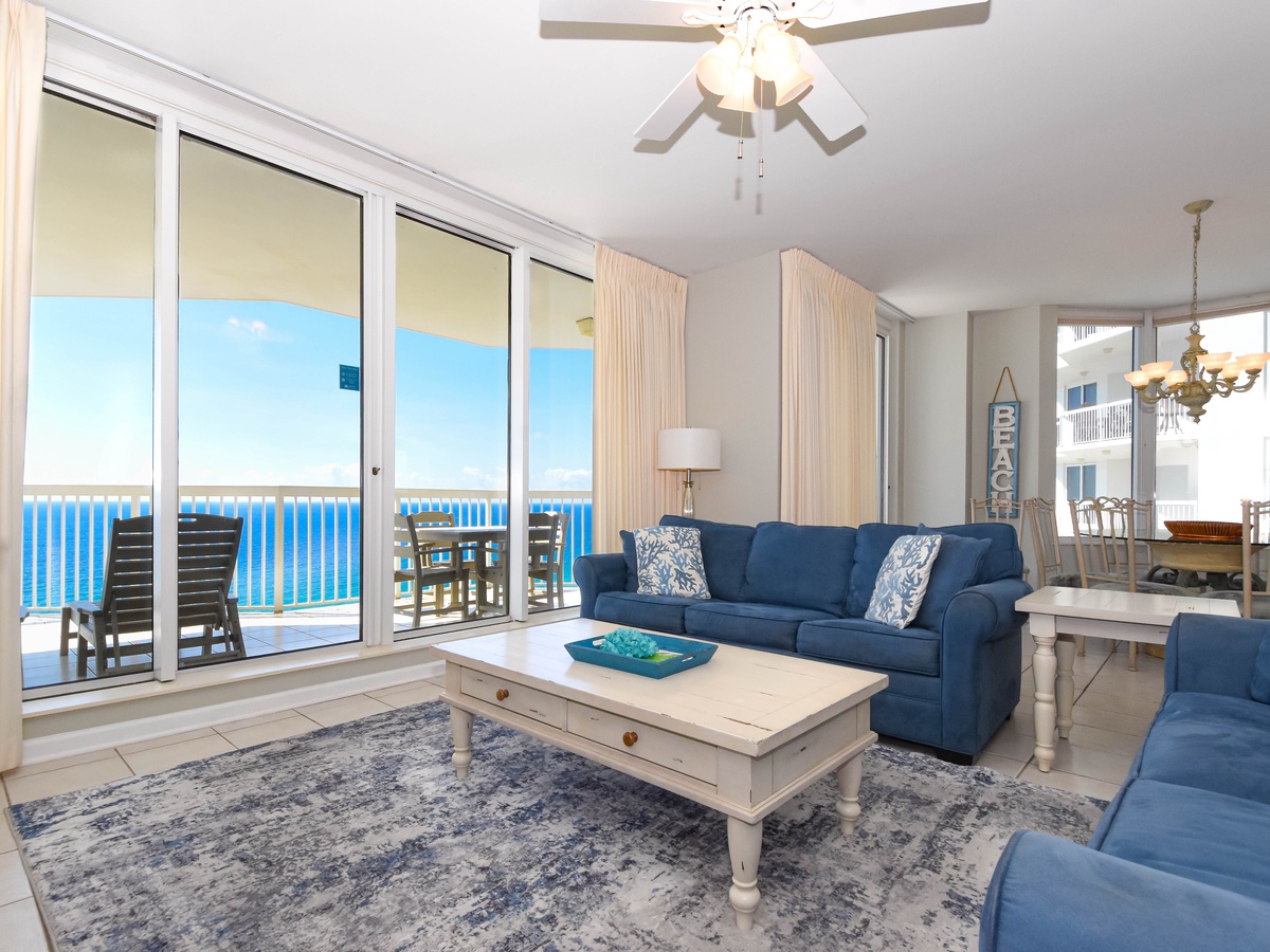 Silver Beach Towers E1606