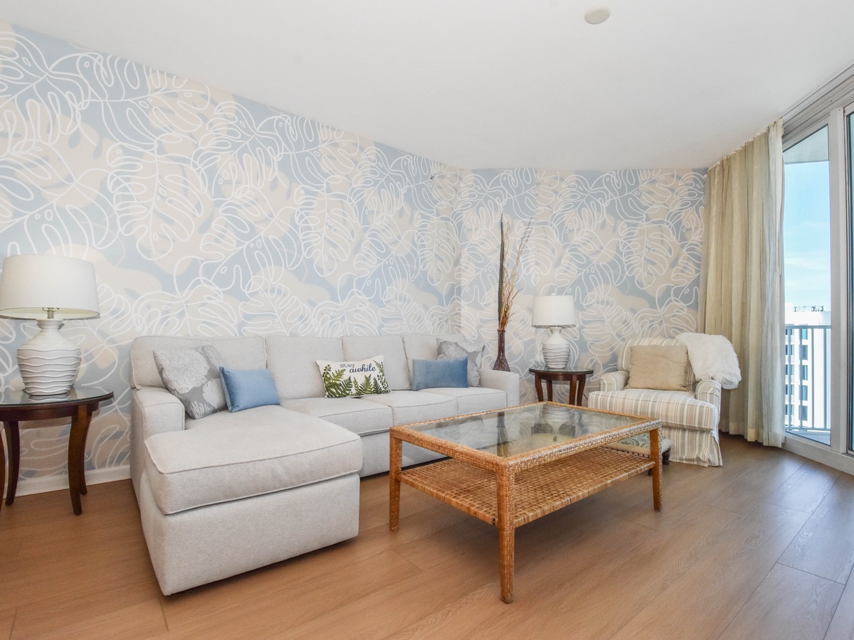 The Palms of Destin 21213 Junior