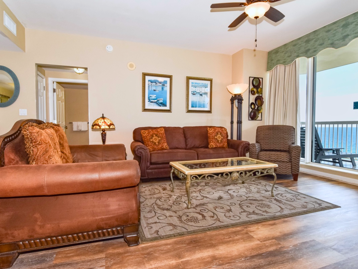 Silver Beach Towers E1502