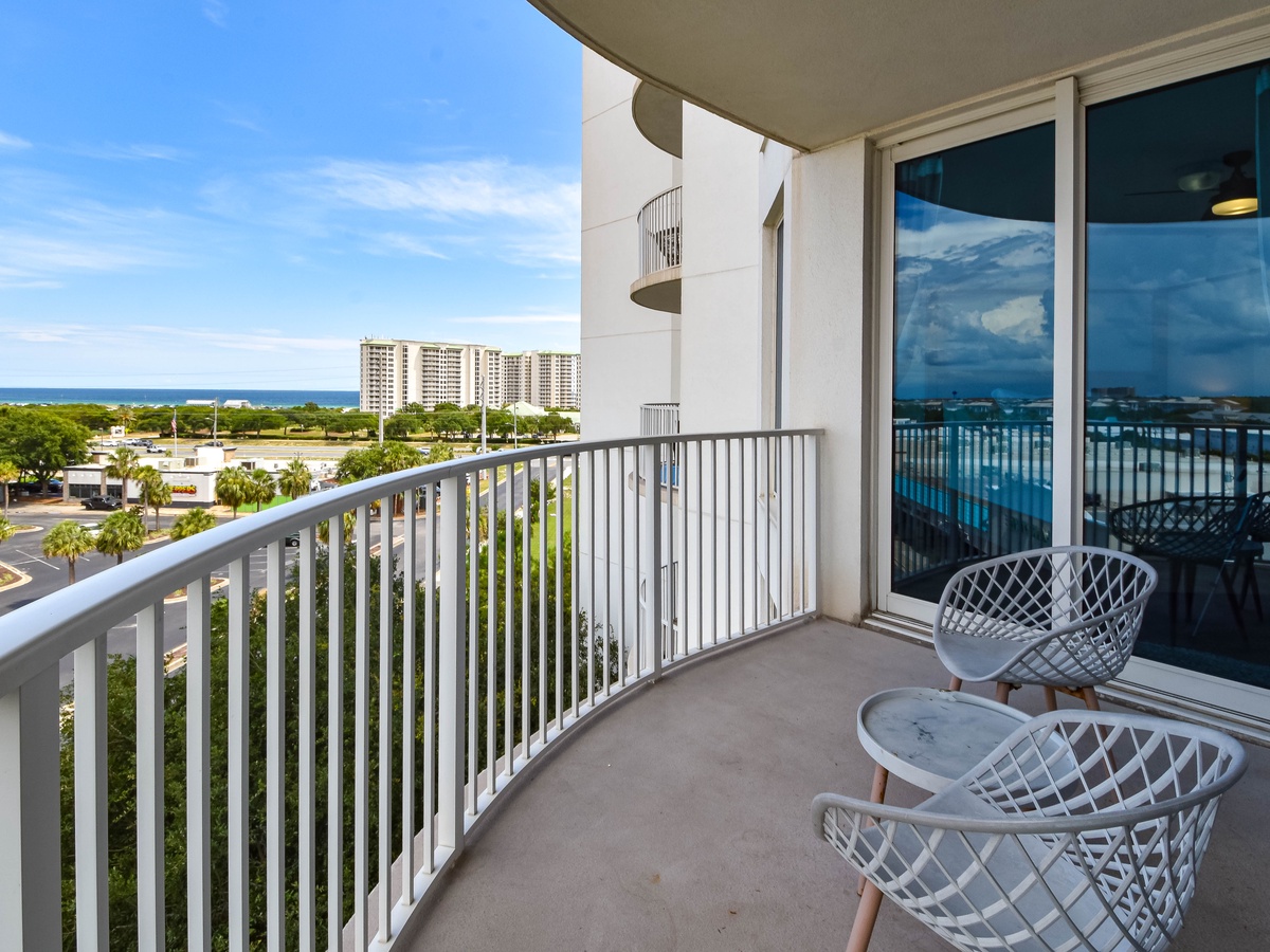 The Palms of Destin 1612 - Balcony Seating