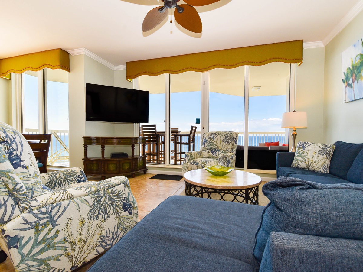 Silver Beach Towers East 1501 - Living Room