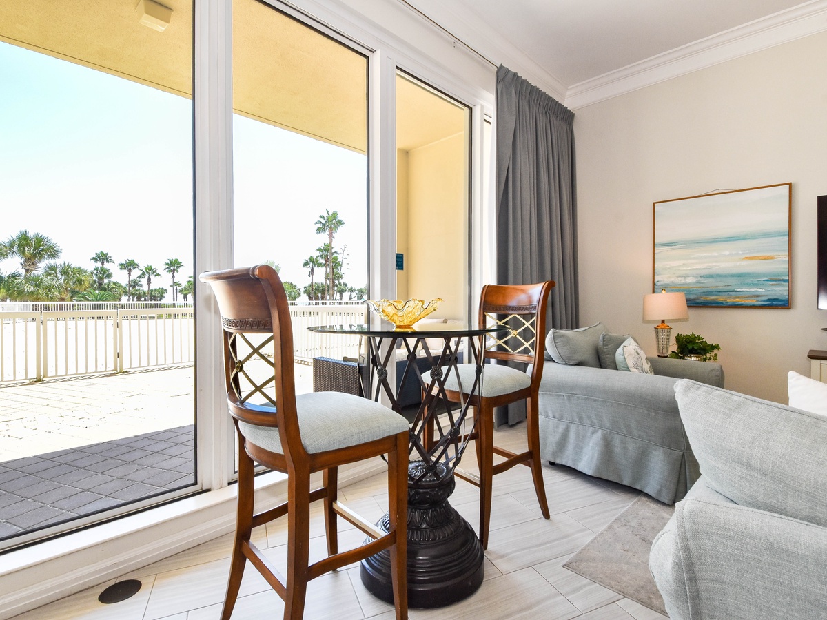 Silver Shells St. Maarten 201 - Bistro Table