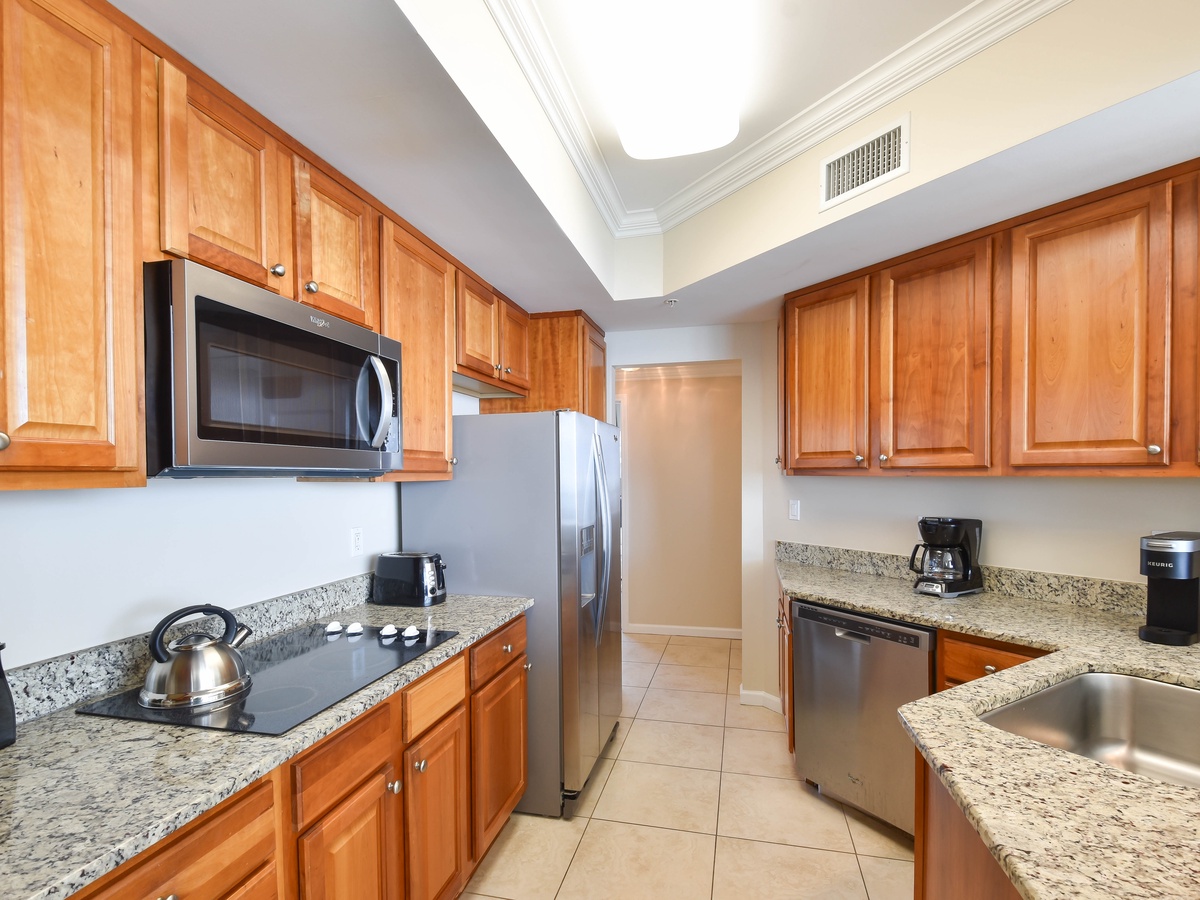 Silver Beach Towers West 1203- Fully Equipped Kitchen