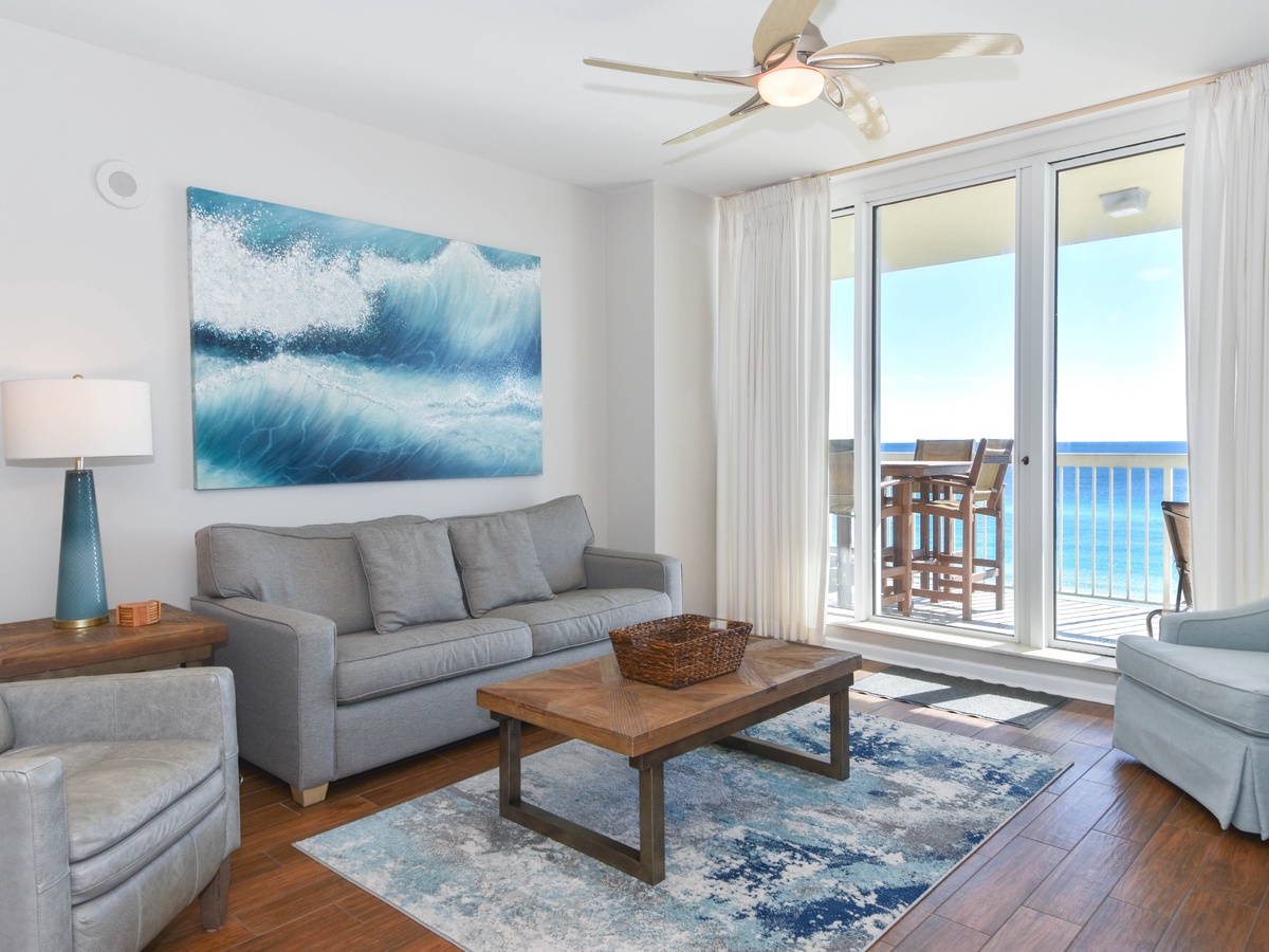 Silver Beach Towers E602