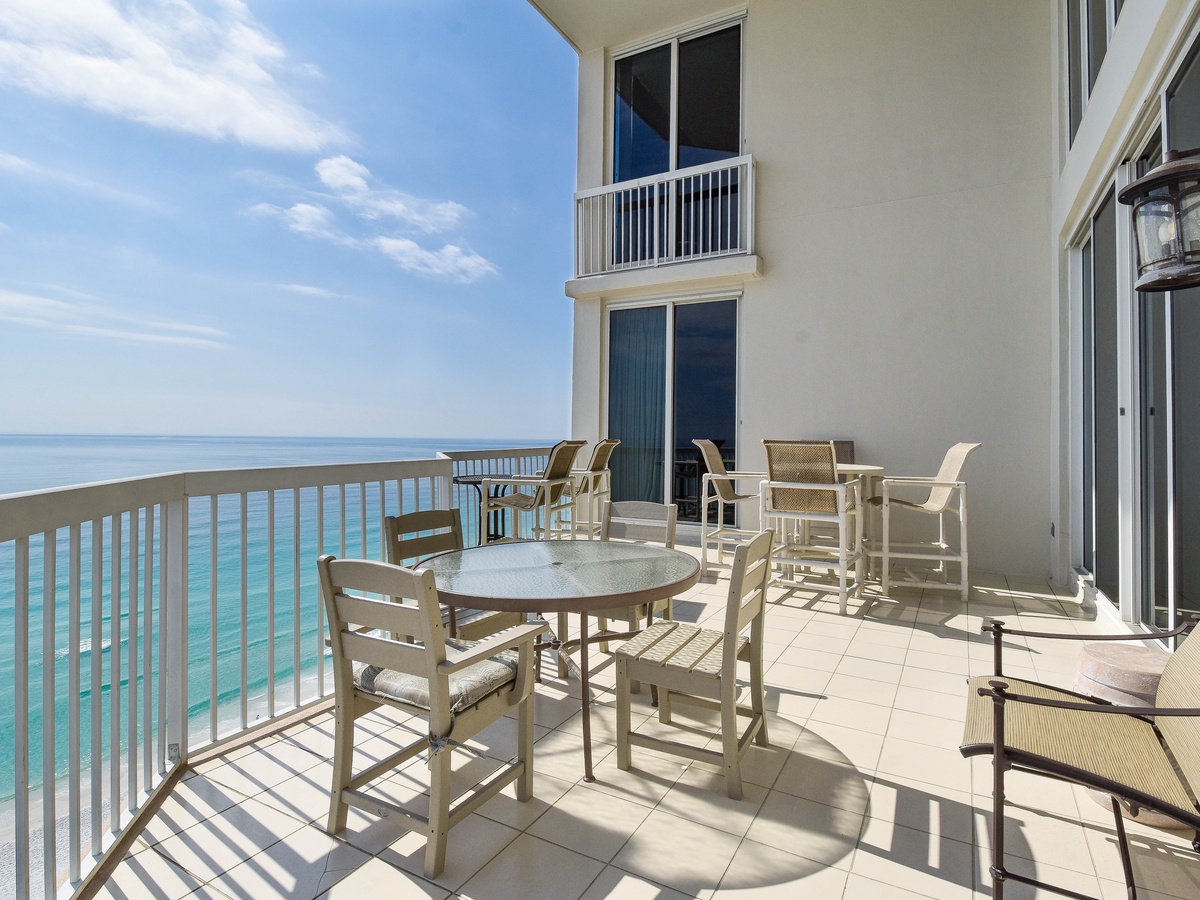 Silver Beach Towers East Penthouse 1701 - Balcony