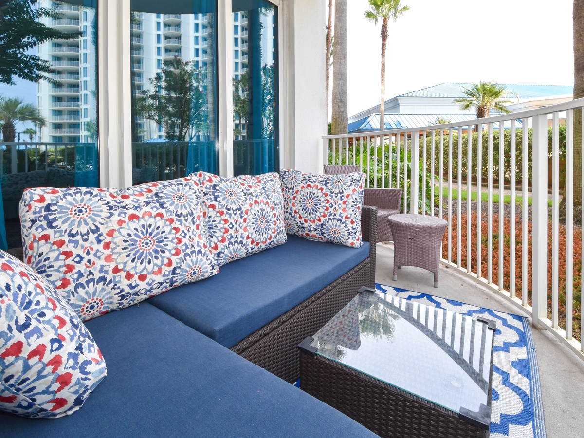 The Palms of Destin 2107 - Patio Seating