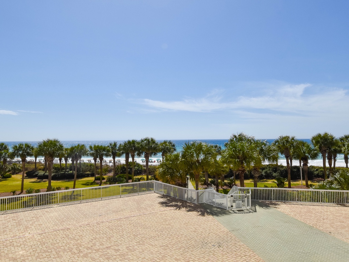 Silver Shells St. Maarten 304 - Balcony View