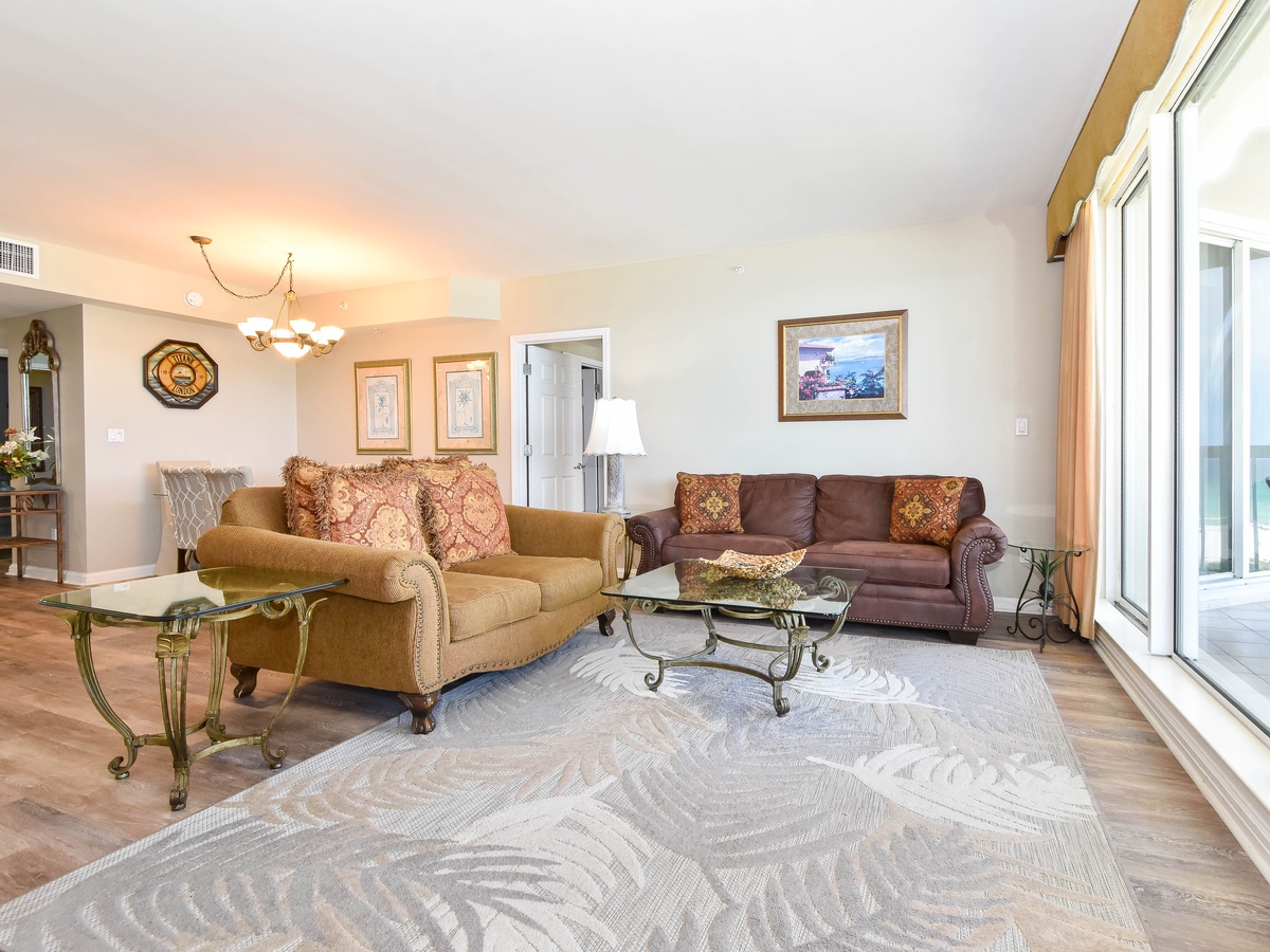 Silver Shells St. Maarten 903 - Living Area