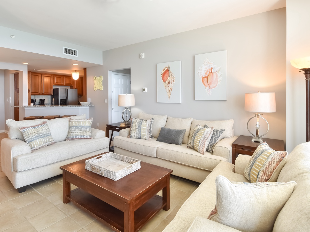 Silver Beach Towers W1502