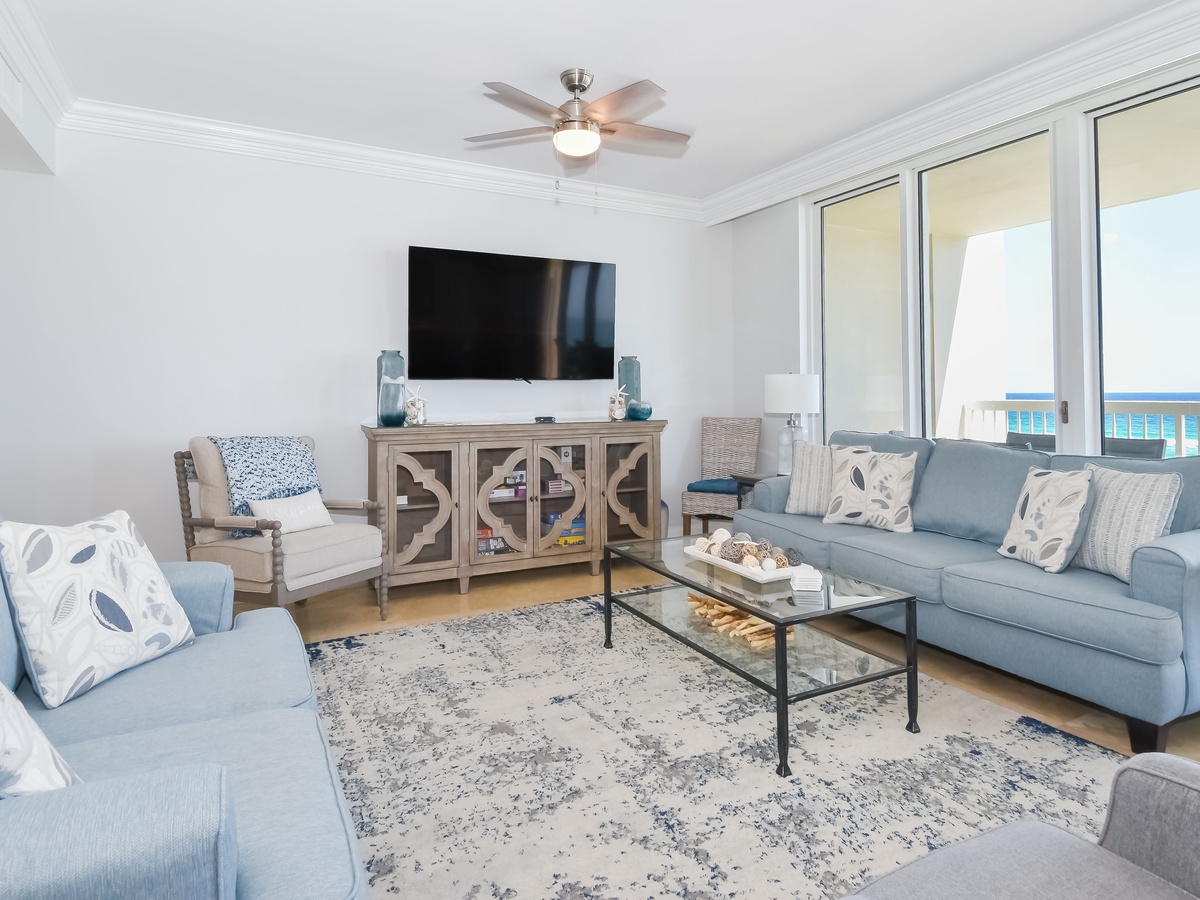 Silver Beach Towers W503