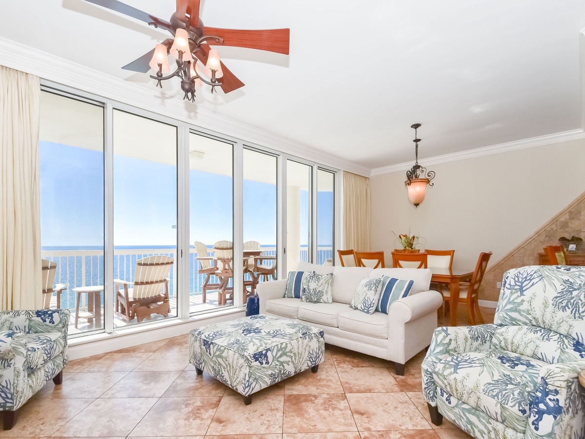 Silver Beach Towers W1703