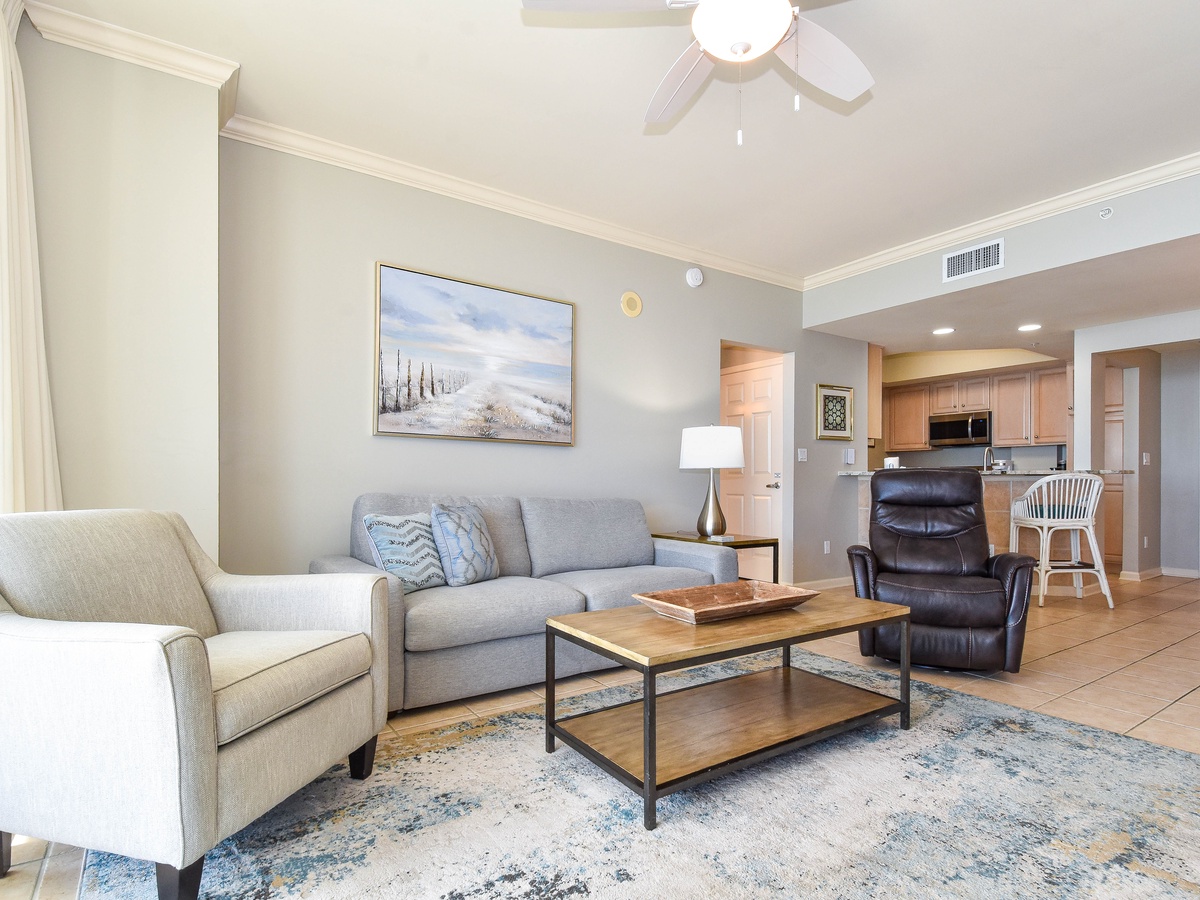 Silver Beach Towers E505