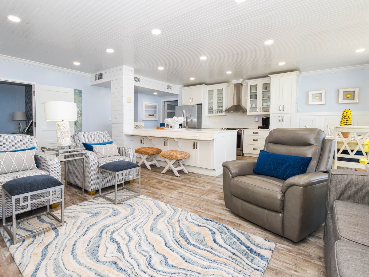 Silver Shells St. Maarten 405 - Open Floor Plan