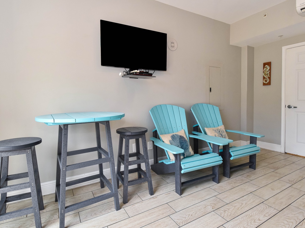 Silver Shells St. Maarten Cabana 14 - Seating Are with TV