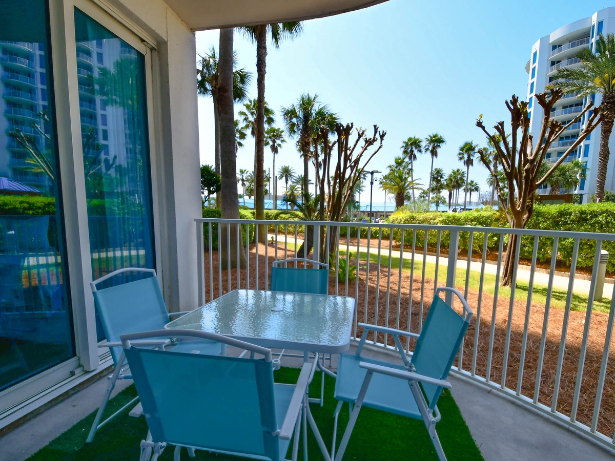 The Palms of Destin 1111 - Patio View