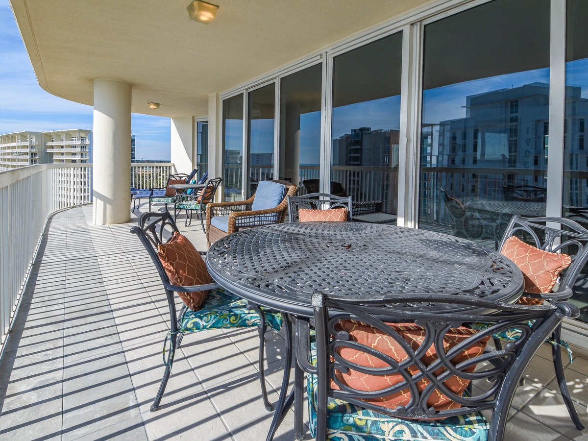 Silver Shells St. Maarten 908- Balcony