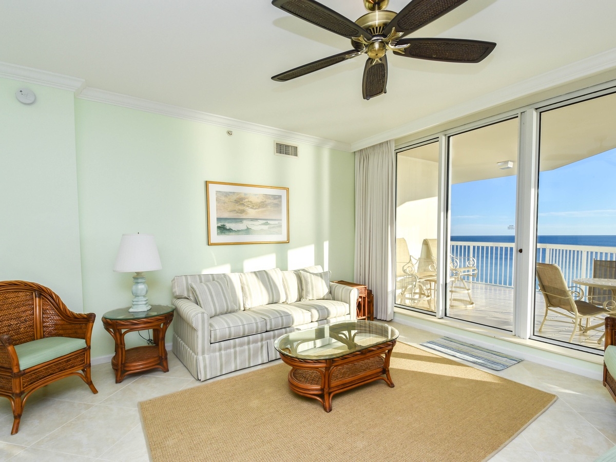 Silver Beach Towers East 806- Living Area